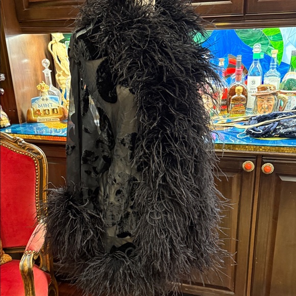 Black Feathered and burn out velvet jacket - Showstopping & one of a kind - Picture 4 of 7